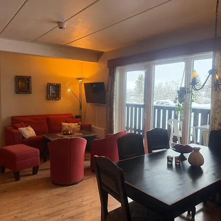 Apartman Charming Ground-floor In With Terrace Beitostolen
