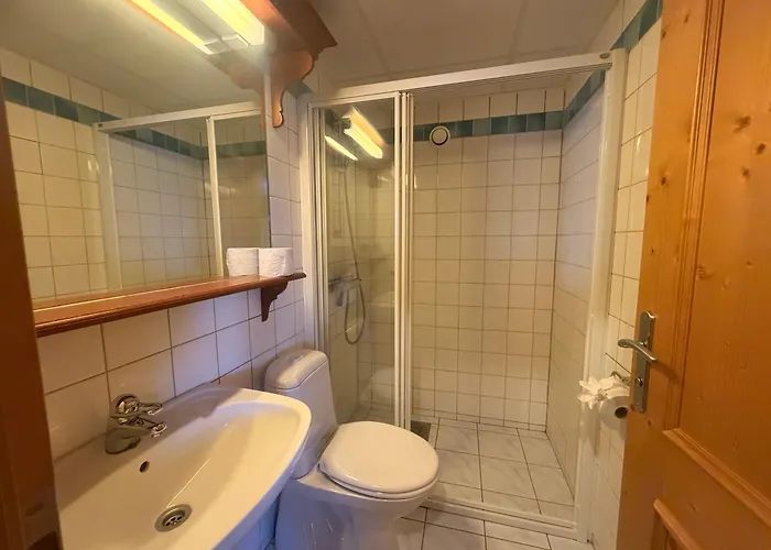 Charming Ground-floor In With Terrace * Beitostolen