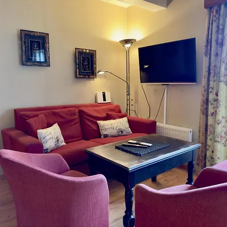 Charming Ground-floor In With Terrace Beitostolen