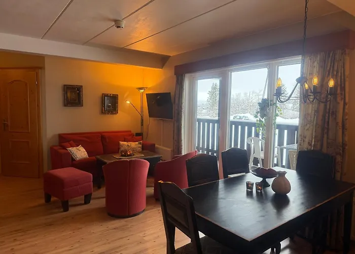 Apartamento Charming Ground-floor In With Terrace Beitostolen